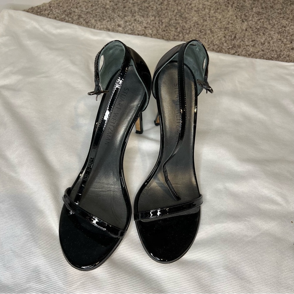Stuart Weitzman Nudistrong heels